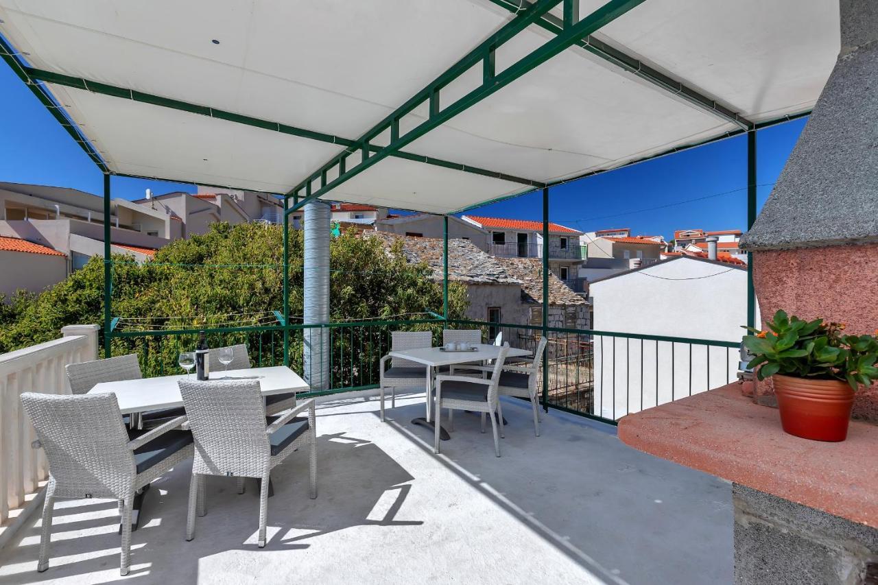 Dado A6 Apartments Igrane Exterior photo