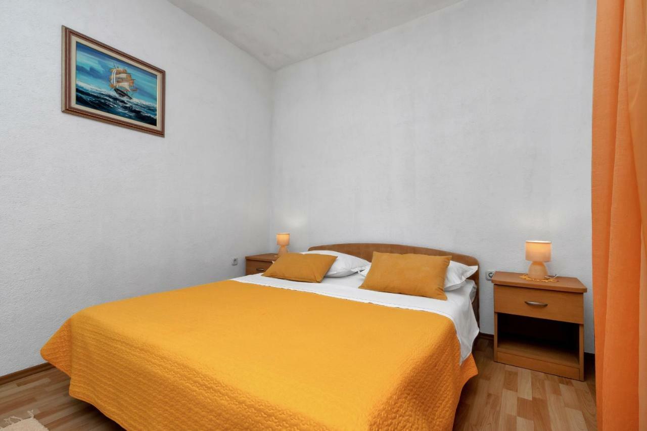Dado A6 Apartments Igrane Exterior photo