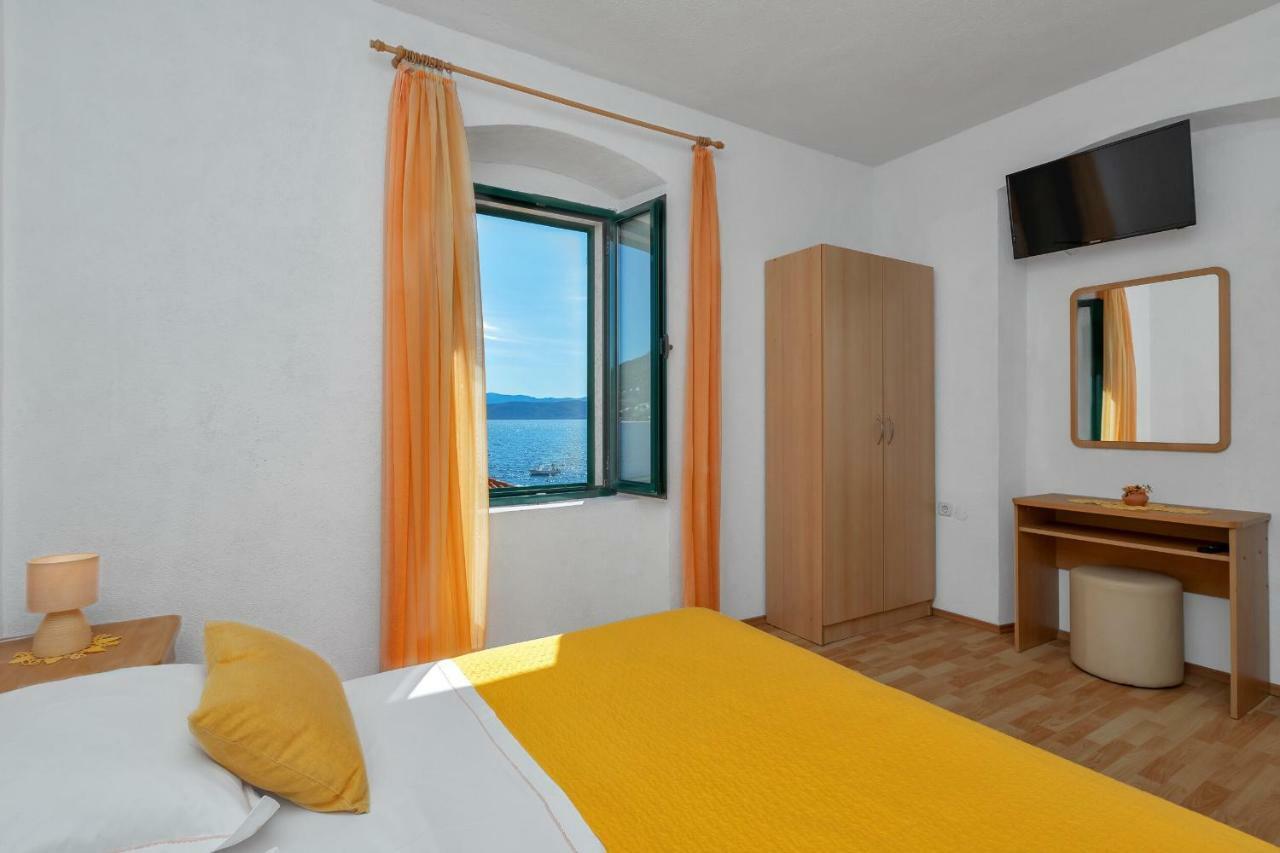 Dado A6 Apartments Igrane Exterior photo